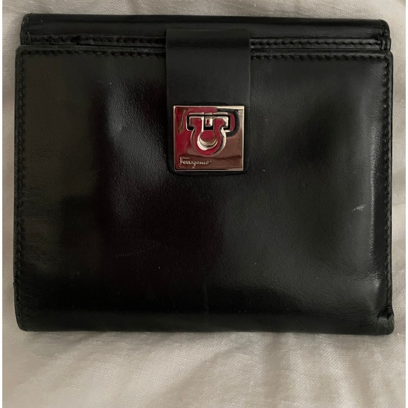 Salvatore Ferragamo Handbags - Salvatore Ferragamo Black Leather Gancini Bifold Wallet Silver Logo #662